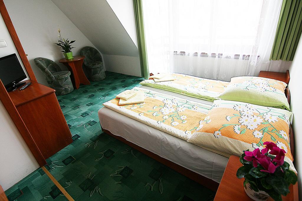 Willa Slavita Wygodne Pokoje Z Lazienkami, Tv, Wifi, Duzy Parking Ul Pardalowka Zakopane Bilik gambar